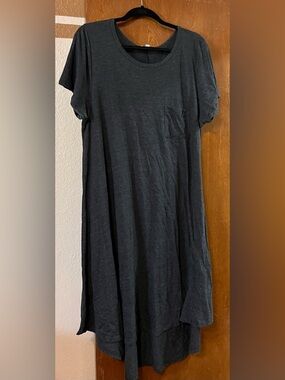 LuLaRoe Carly Black Crewneck Dress